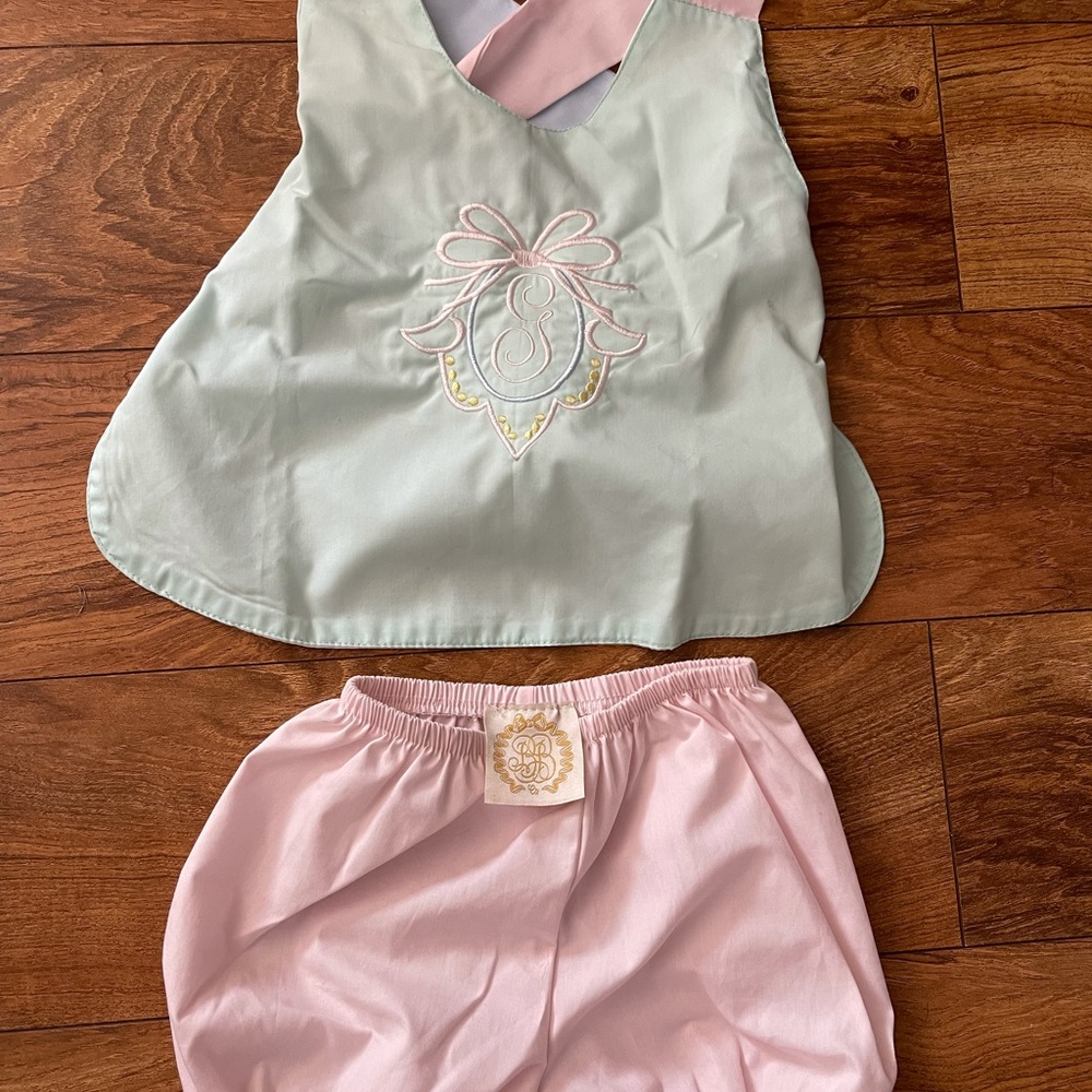 COPY - The Beaufort Bonnet Company (T.B.B.C.) 12-18 mo “G” monogram